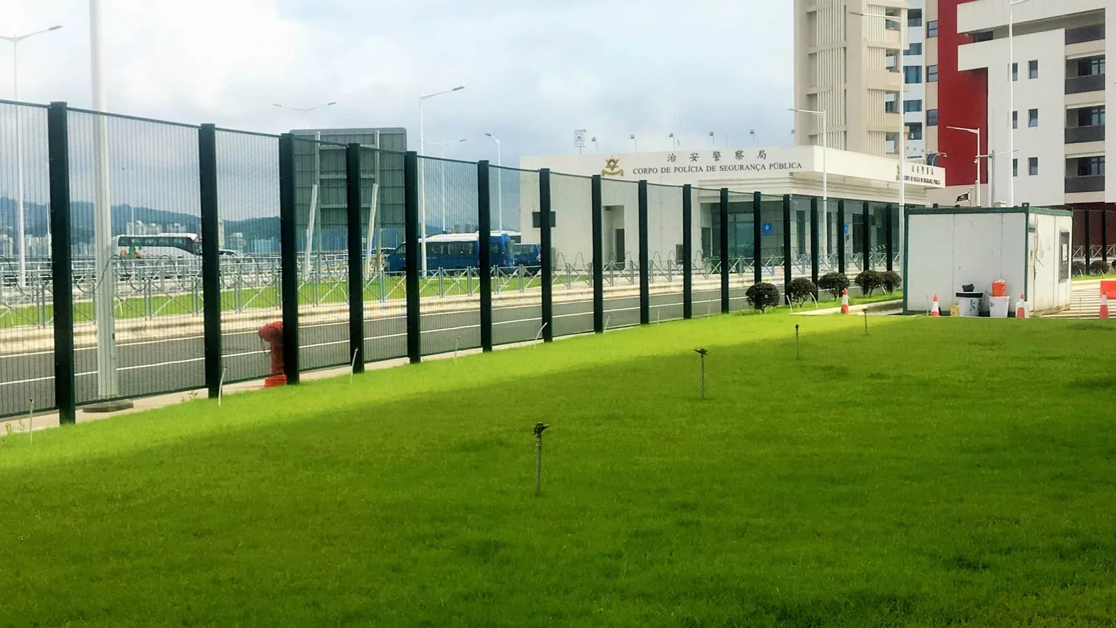 Border-Fencing-Project-4