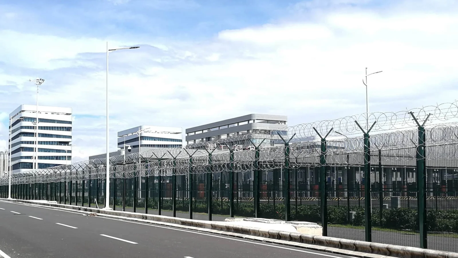 Border-Fencing-Project-7