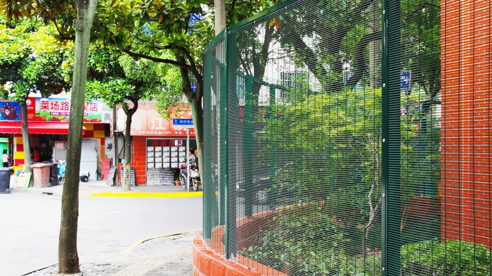 School-fencing-project-1