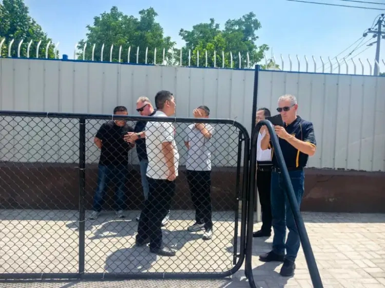 Australian-Clients-Visit-our-factory-2-768x576 Australian clients visited our factory