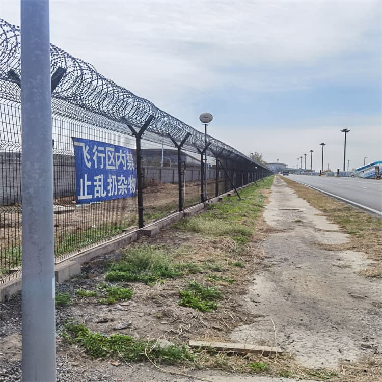 How to Install Prison-Grade Steel Mesh Fence Right—Safety, Specs & Why Cutting Corners Risks Everything